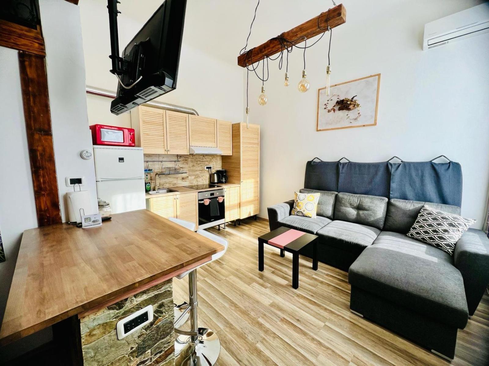 Elizabeth Brasov Apartment Exterior photo